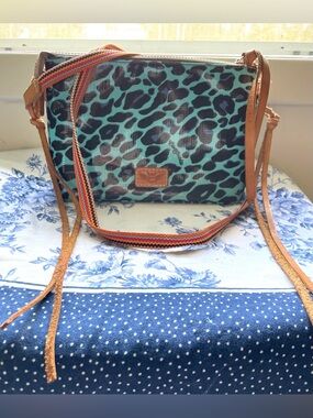 CONSUELA DOWNTOWN CROSSBODY BAG IN BLUE “JAG” LEOPARD PRINT
